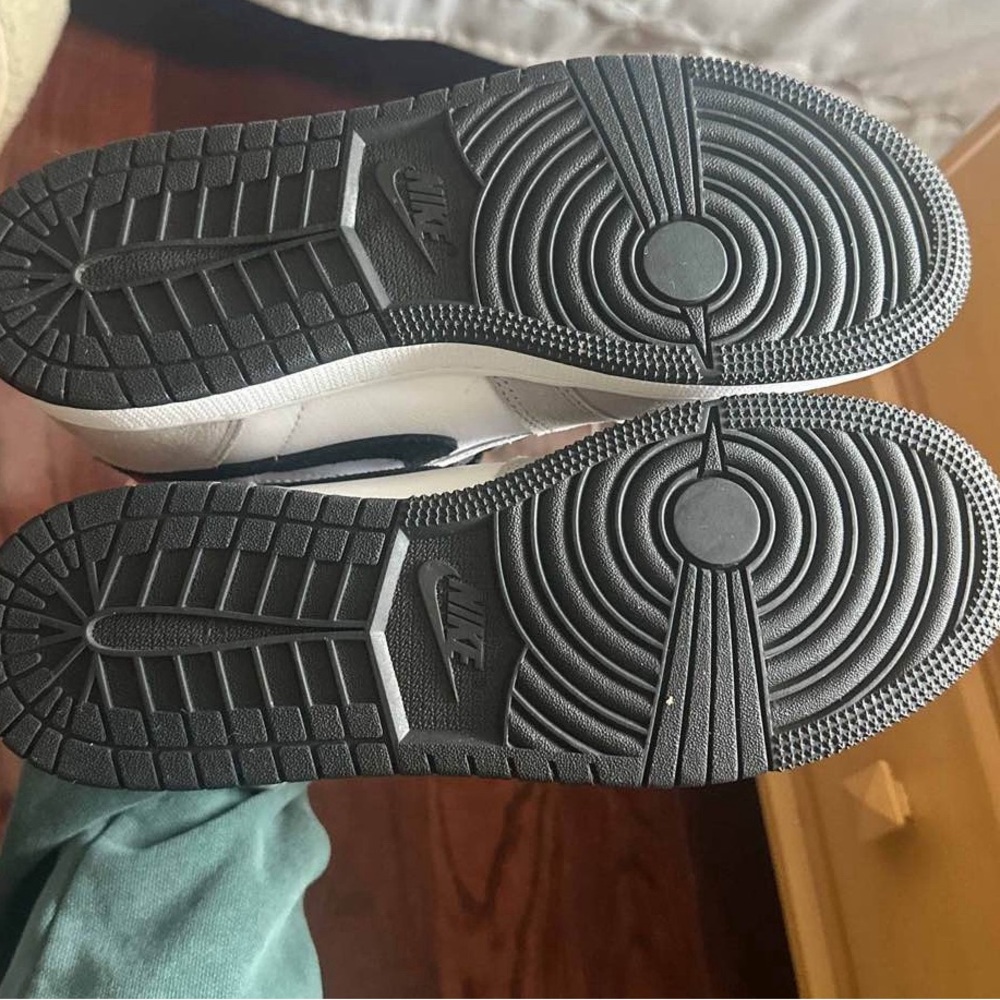Jordan 1 Smoke Grey GS